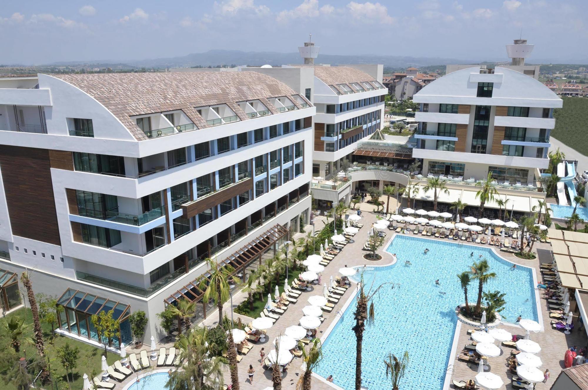 Port Side Resort Hotel Bagian luar foto